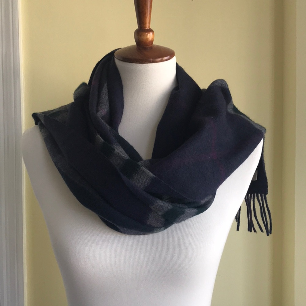 Burberry cashmere purple plaid scarf - Picture 3 of 6